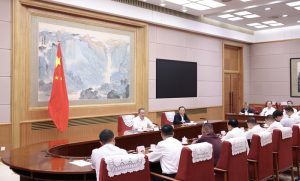 李强主持经济形势座谈会,专家企业家共话下半年经济工作重点